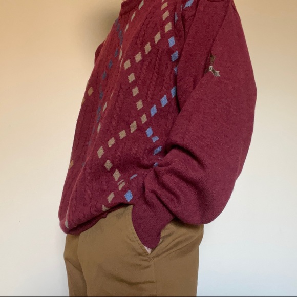 Lyle & Scott 100% Wool Sweater - Picture 2 of 7